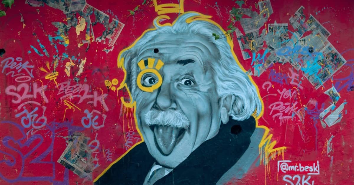 Cociente intelectual de Einstein: la cifra real y por qué se repite 160